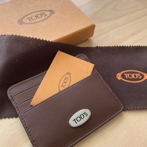 Tod's Genuine Leather 6-Card+Cash Slot Card Holder